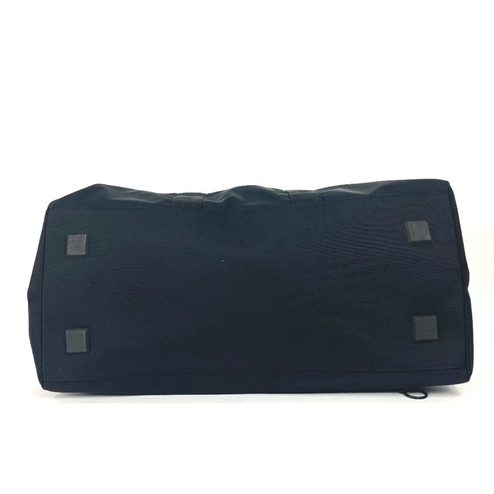 CHANEL Black Logo Shoulder Bag